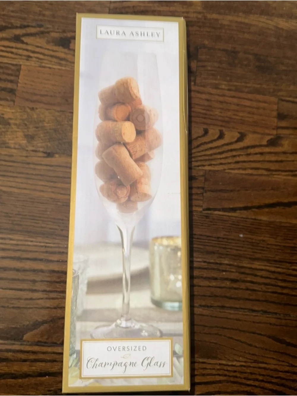 LAURA ASHLEY OVERSIZED WINE GLASS HOLDS 29 fl OZ OR CORKS
